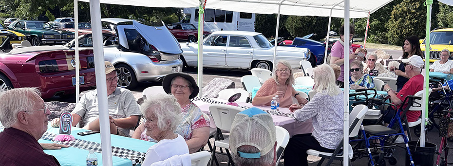 Families and residents at Meadow Ridge Senior Living enjoyed a Summer Family Party.
